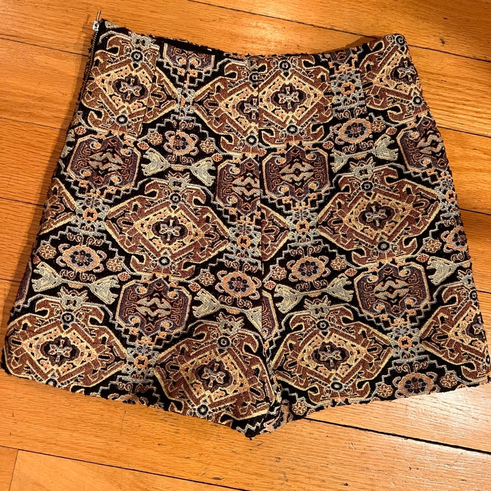Maje brocade size 36 Brown and Black Women Shorts/skirt / skirt